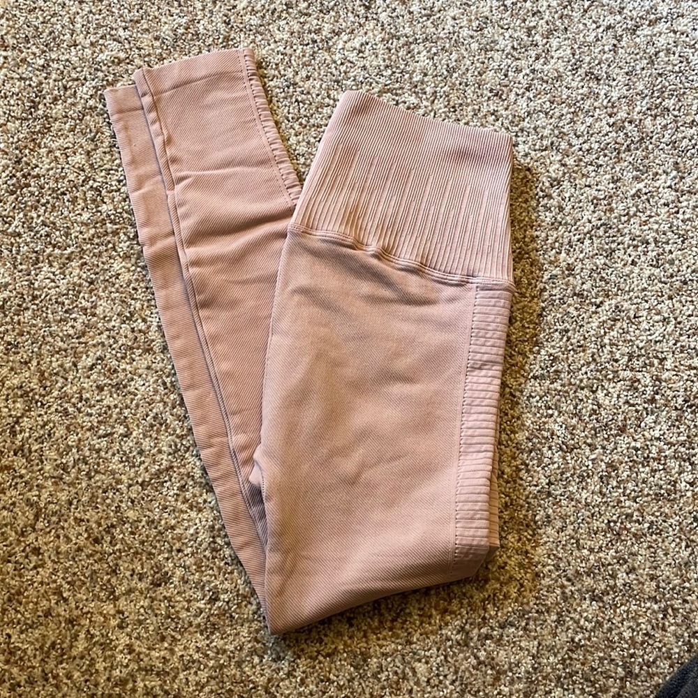 NWOTs avocado high rise leggings